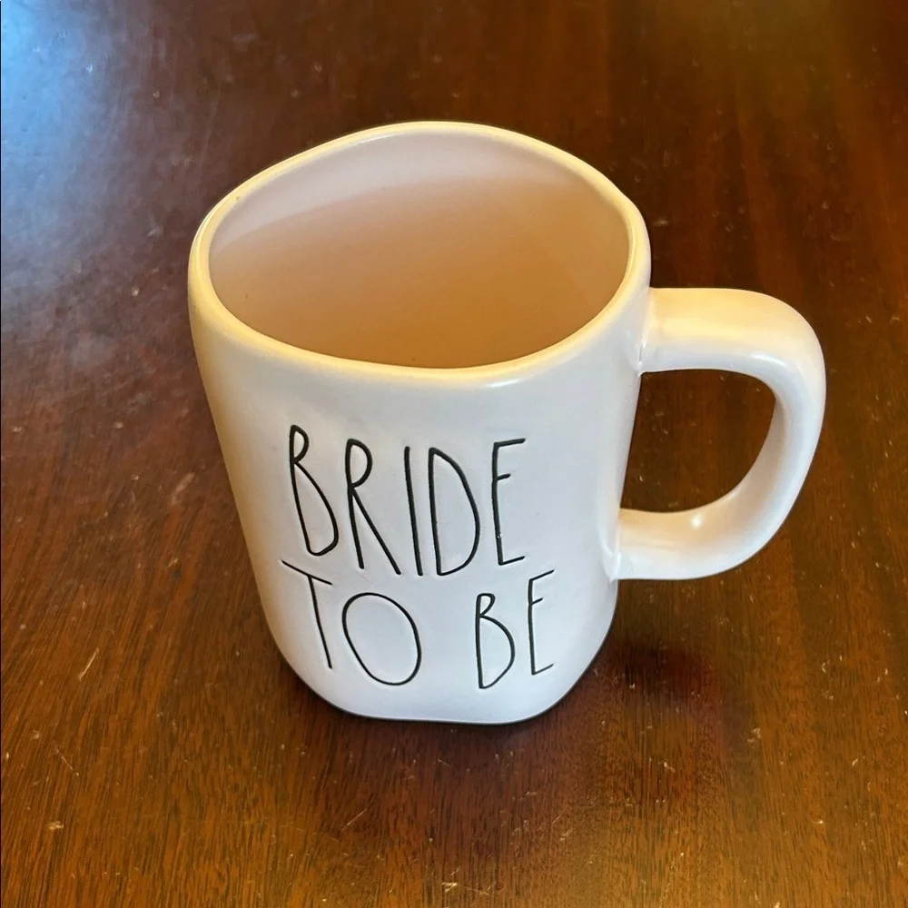 Rae Dunn Bride to Be mug EUC